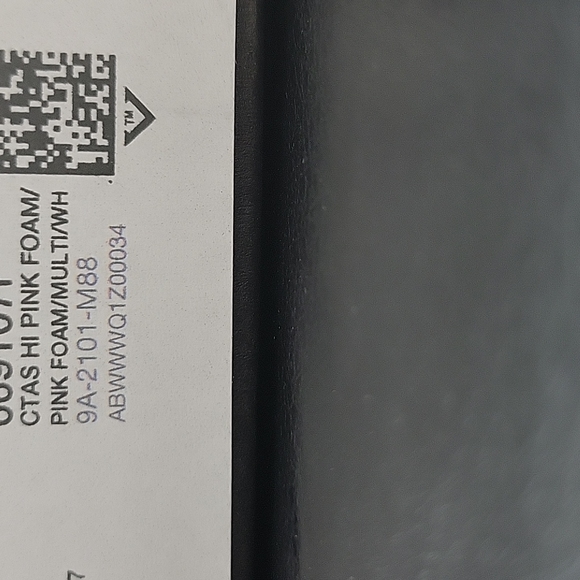 Converse High Top Brand new. - Picture 11 of 12